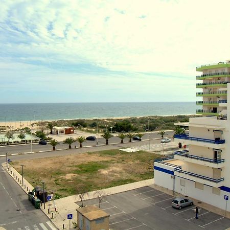 T1 Com Vista Mar Na Praia De Monte Gordo Exterior foto